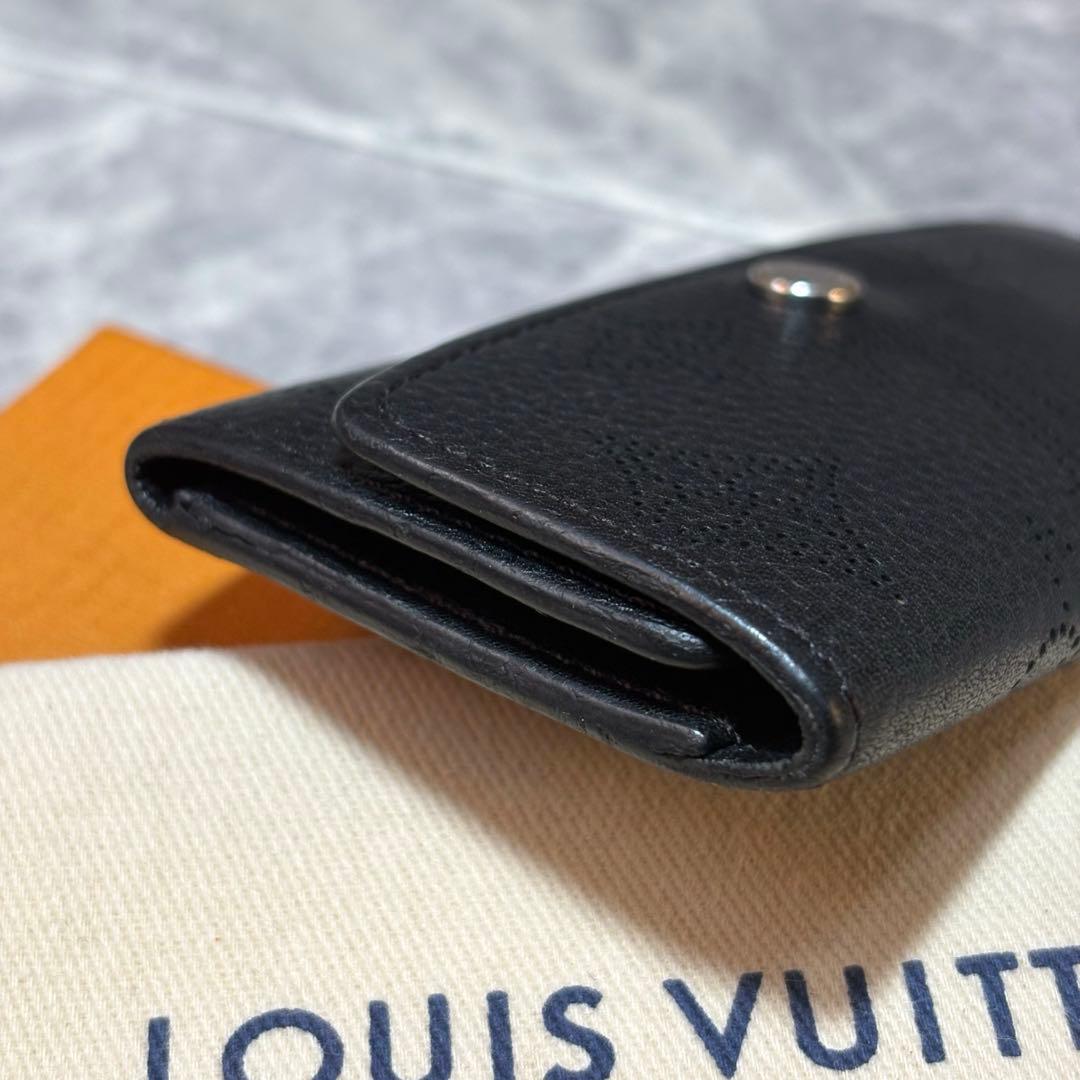⭐︎ルイヴィトン⭐︎　ミュルティクレ4連　マヒナ　ブラック　黒　箱付き　キーケース