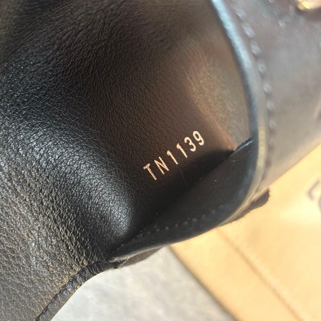 ⭐︎ルイヴィトン⭐︎　ミュルティクレ4連　マヒナ　ブラック　黒　箱付き　キーケース