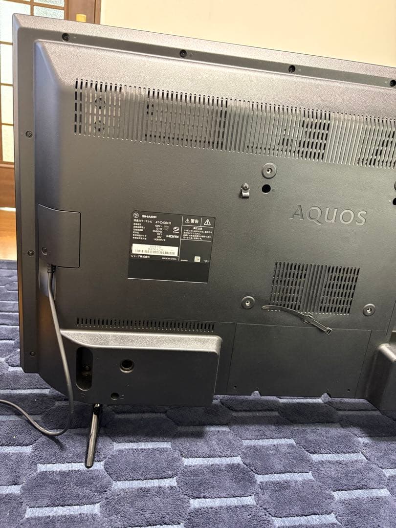 シャープ　液晶テレビ　40インチ　4T-C40 BH1
