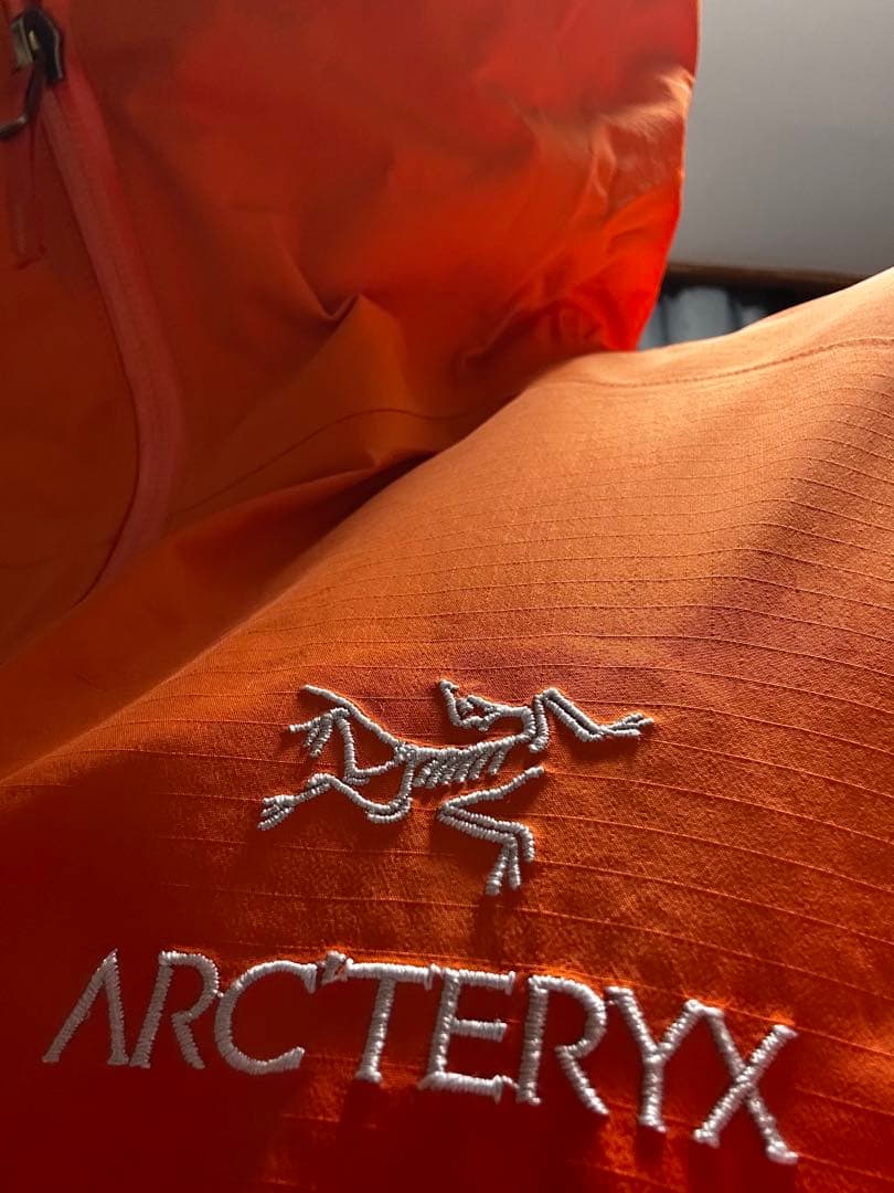 ARC'TERYX ナイロンジャケット