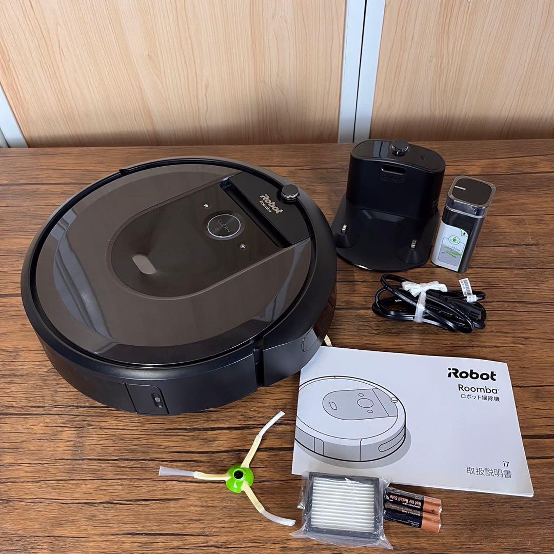 【匿名発送】iRobot アイロボット ルンバi7 ロボット掃除機 ブラック