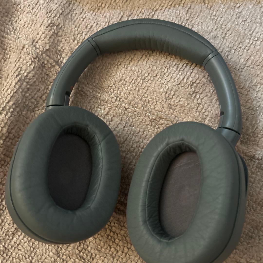 SONY ULTWEARワイヤレスヘッドホン ノイズキャンセリング　重低音強化