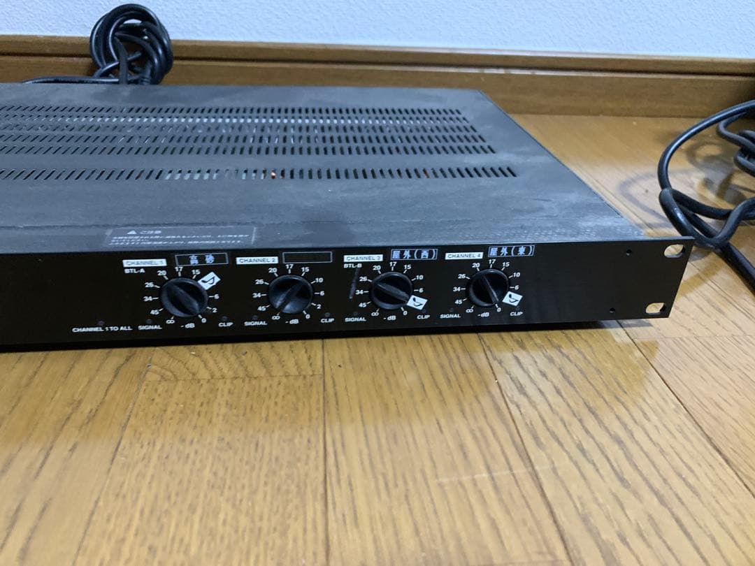 動作品　Bose Professional　パワーアンプ　1200VI