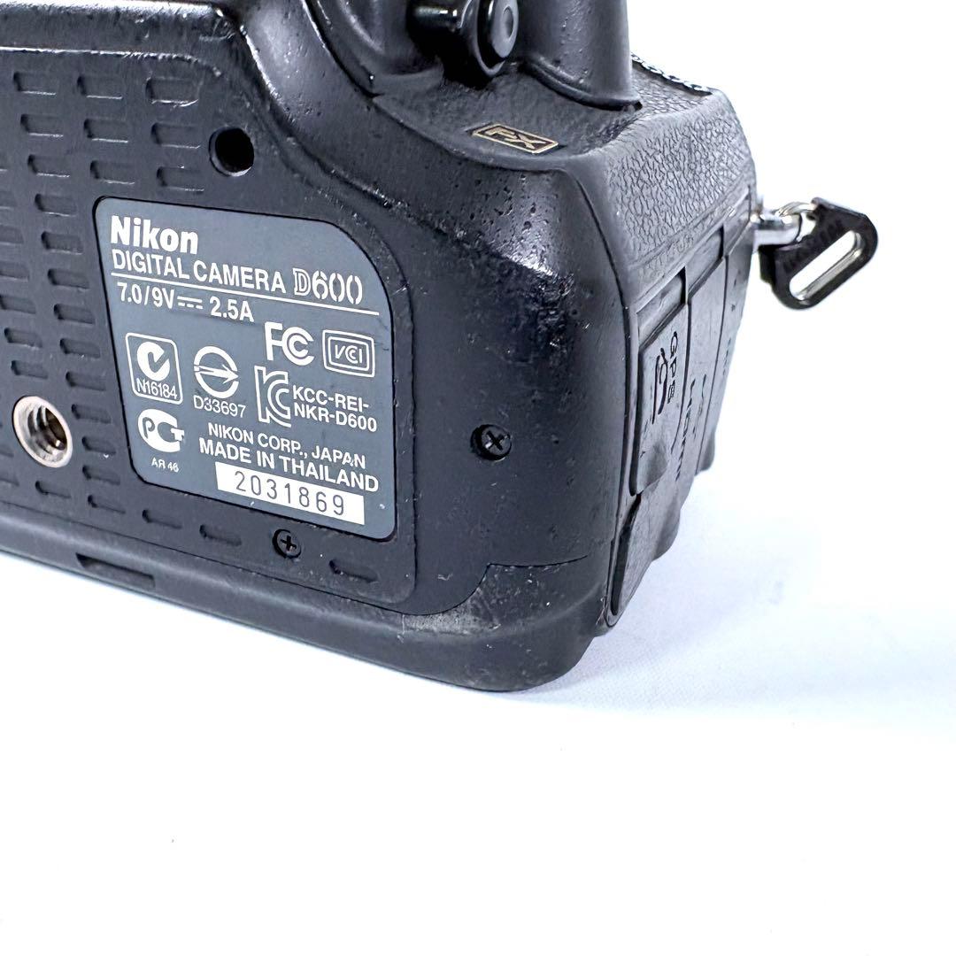 ニコン⚫︎Nikon D600 デジタル一眼レフカメラ 本体