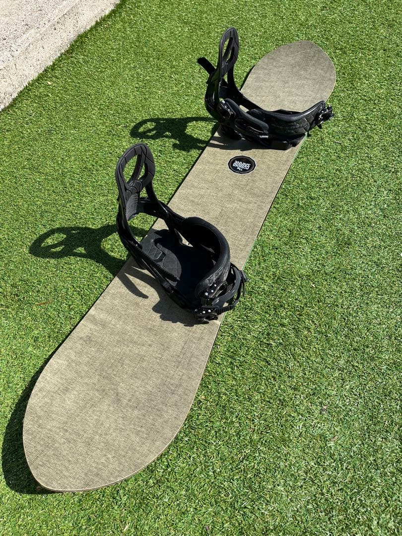 bass　syu スノーボードセット　板　ビンディング　靴