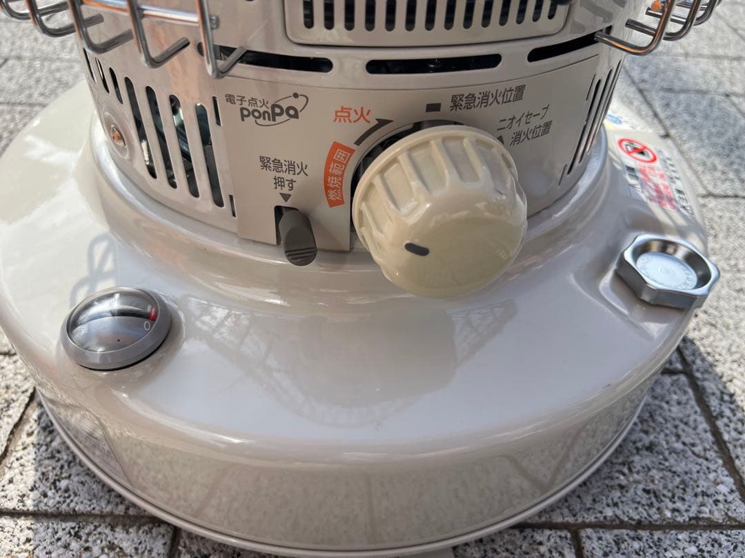 v*o様 トヨトミ　石油ストーブ　KS-67H ダルマストーブ　2019年