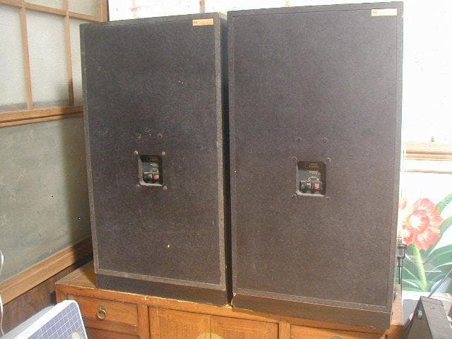 ★オンキョー製、Ｓ－8800、3ウェイスピーカーシステム・ペアです。