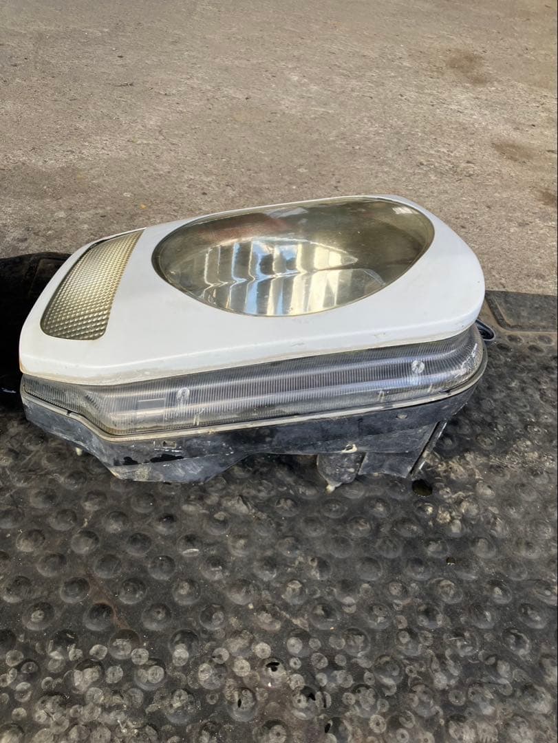 スズキジムニーjb23ヘッドライト