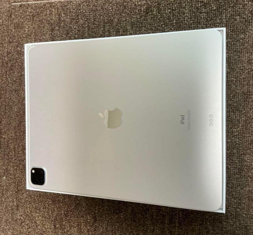 A*e様 iPad pro 12.9インチ256G 第五世代