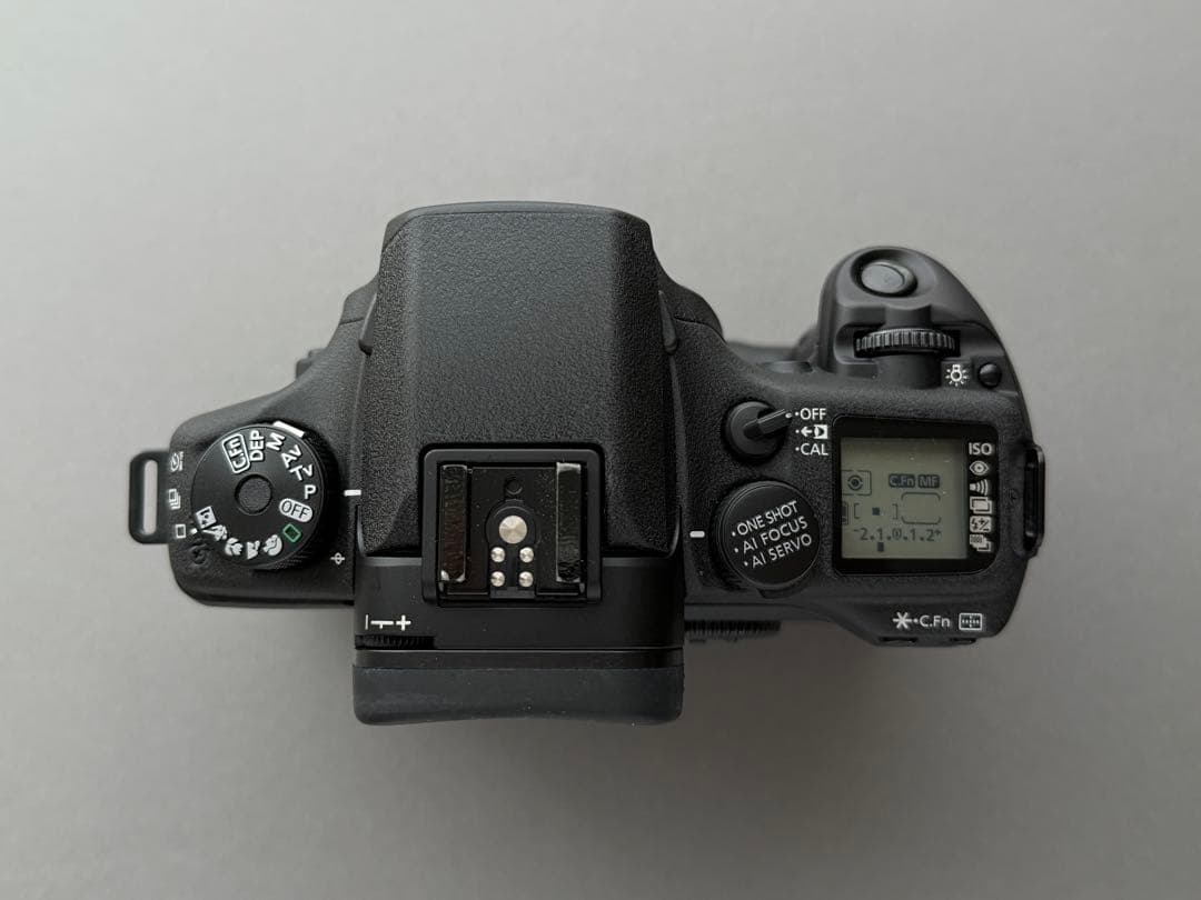 【美品・元箱あり】CANON EOS 7s ボディ バッテリグリップ付き