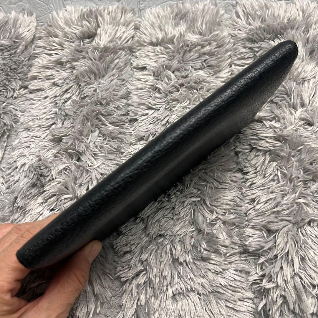 GUCCI 長財布　ロゴフラップ　シルバー金具　本革　メンズ　ブラック