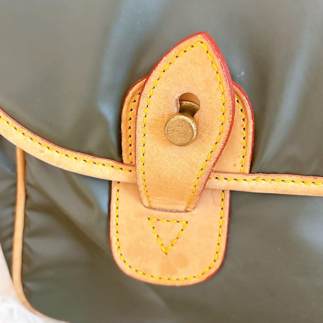 ハンティングワールド　HuntingWorld　ショルダーバッグ　メッセンジャー