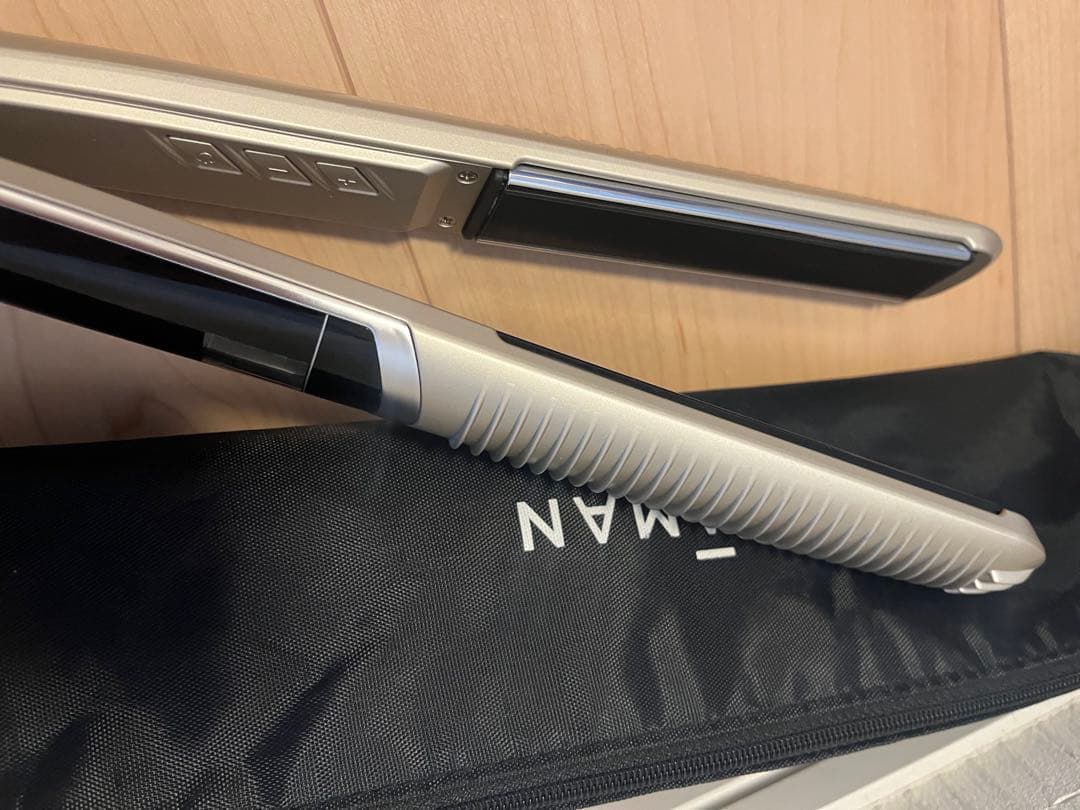 【美品】YAMAN ストレートヘアアイロン YJHB0N ★専用収納ケース付属★
