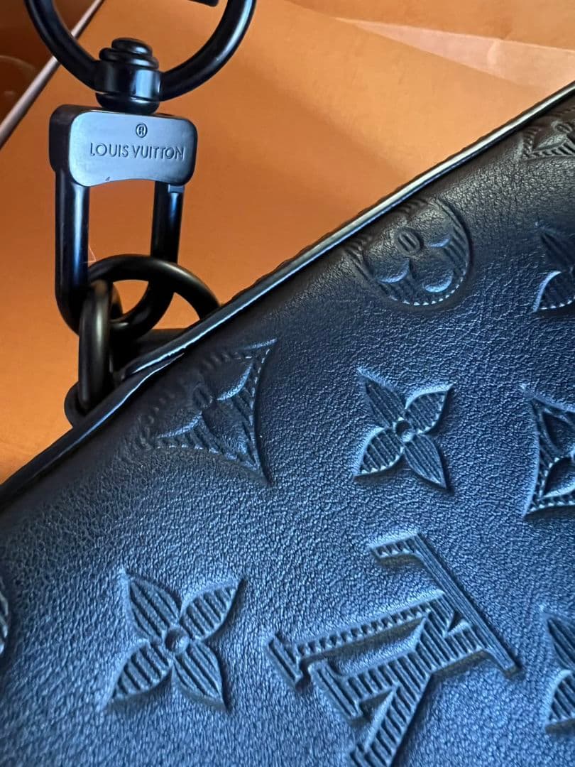 松坂屋本店購入LOUIS VUITTON 　トリオメッセンジャー