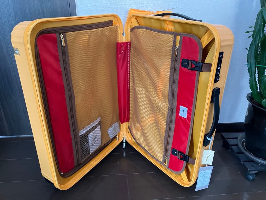 ace製　プーさんスーツケース