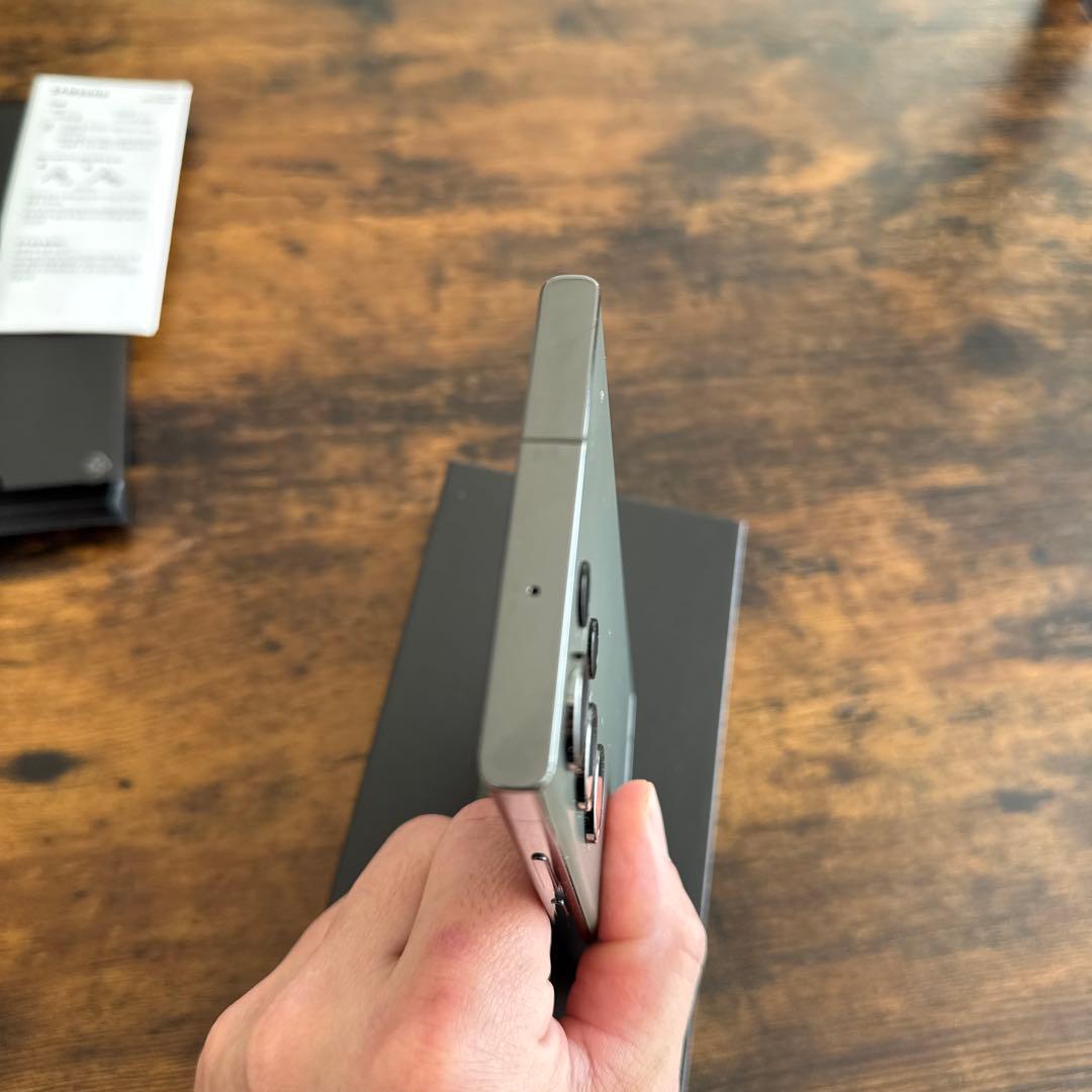 Samsung Galaxy S23 Ultra グリーン 本体