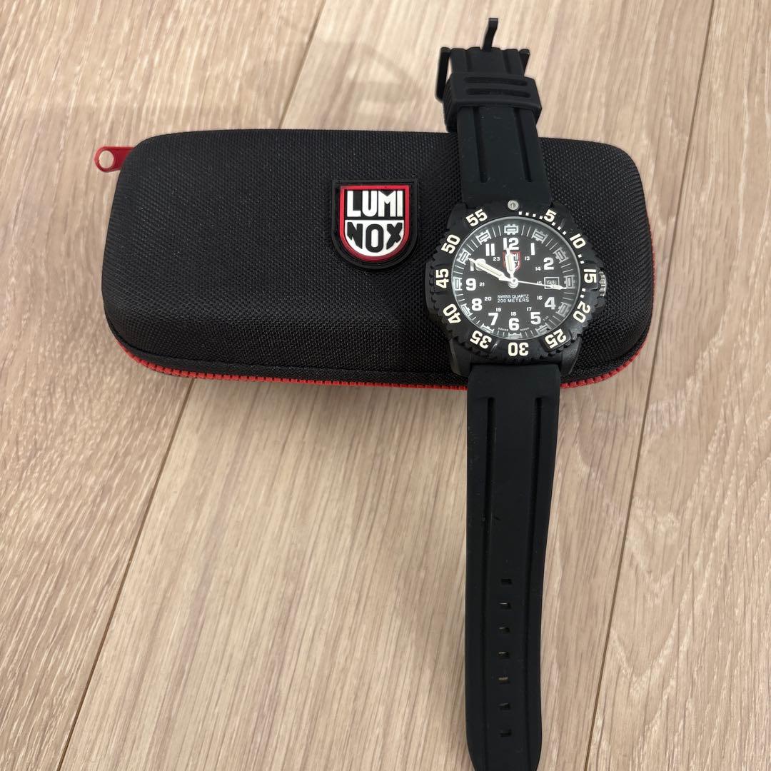 LUMINOX SWISS ブラック