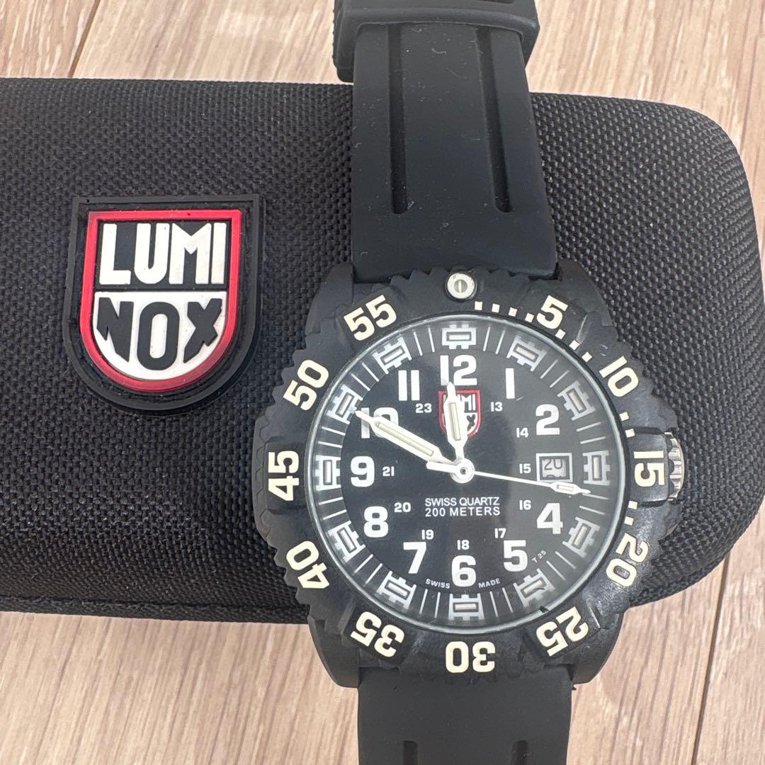 LUMINOX SWISS ブラック