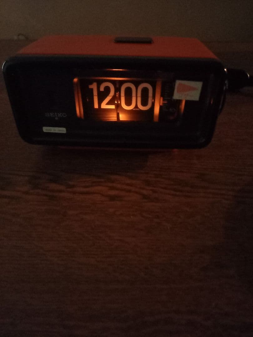 SEIKO デジタルパタパタ時計赤　デッドストック
