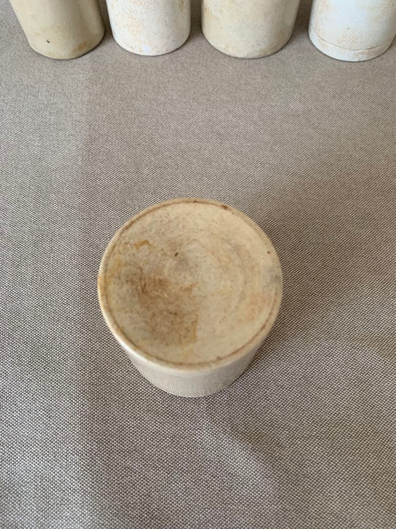 フランスアンティーク　小さな陶器のボトル5個セット