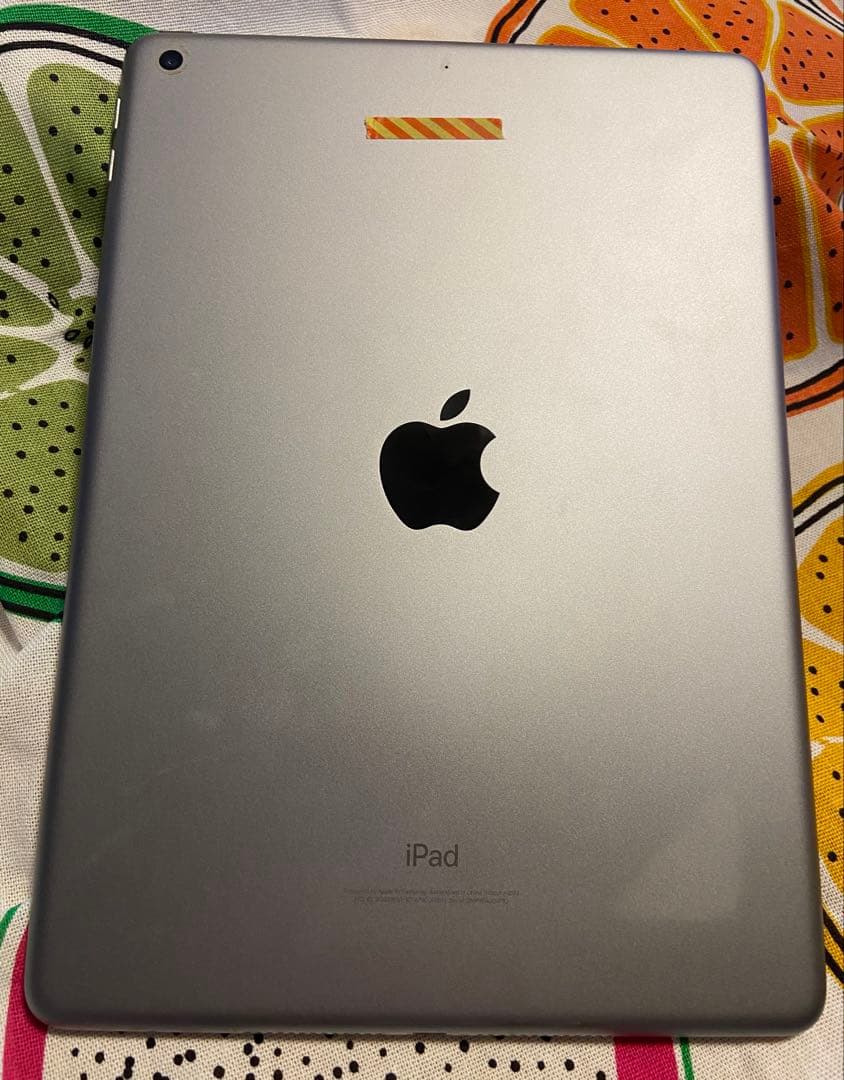 iPad 第6世代 32GB Wi-Fiモデル 刻印あり