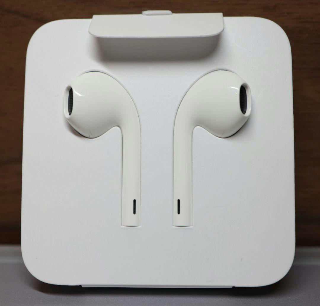 よしこライトニングイヤホン