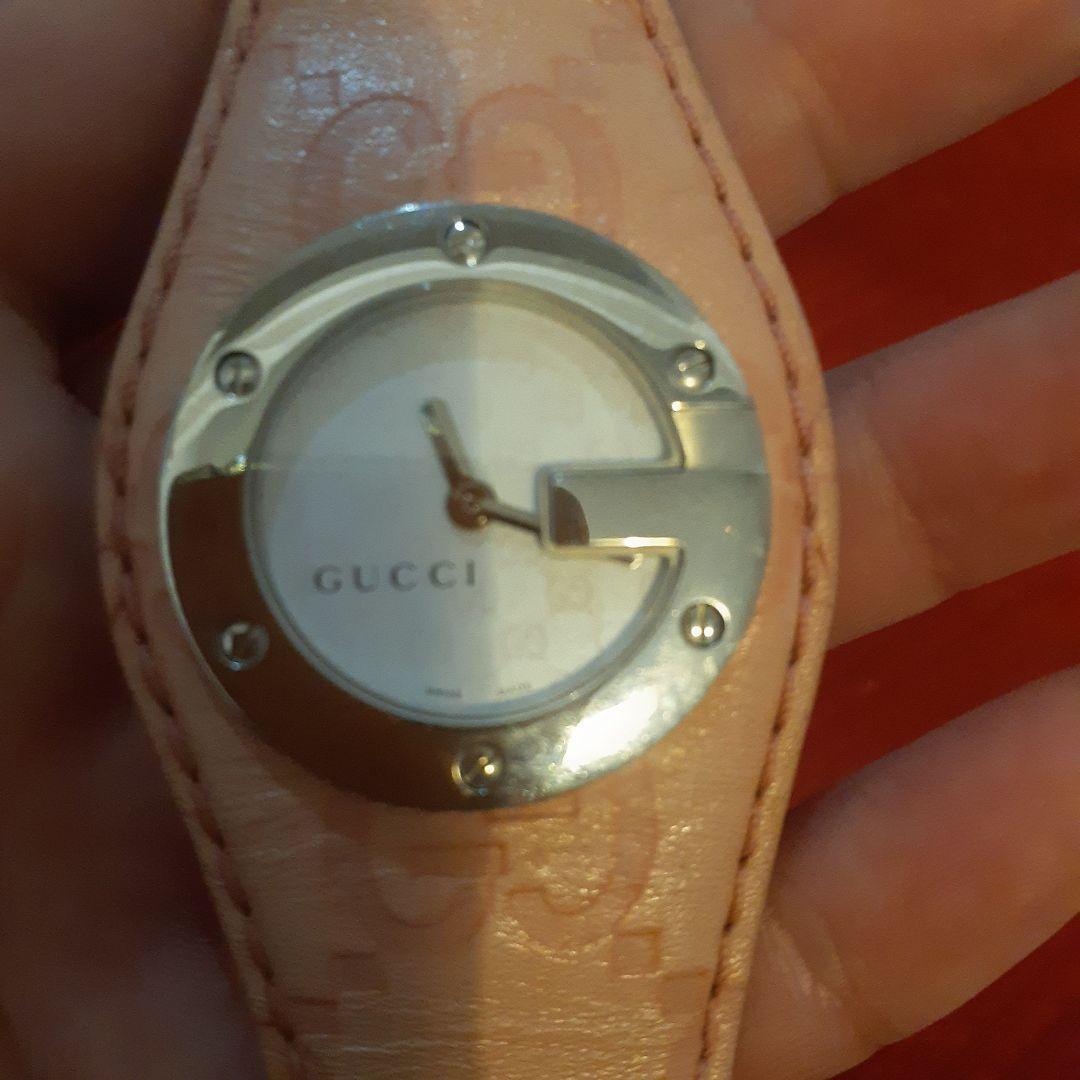 【定価10万相当！値下げ可】GUCCI 104 バンデュー‼️ピンクレザー 時計