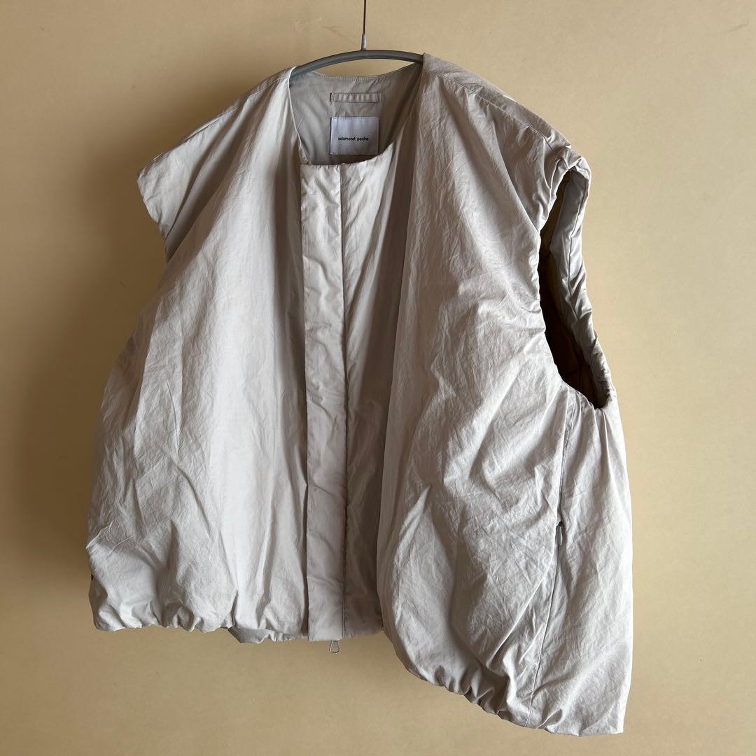 【ノン】solamonat poche　バルーンダウンベスト　グレージュ