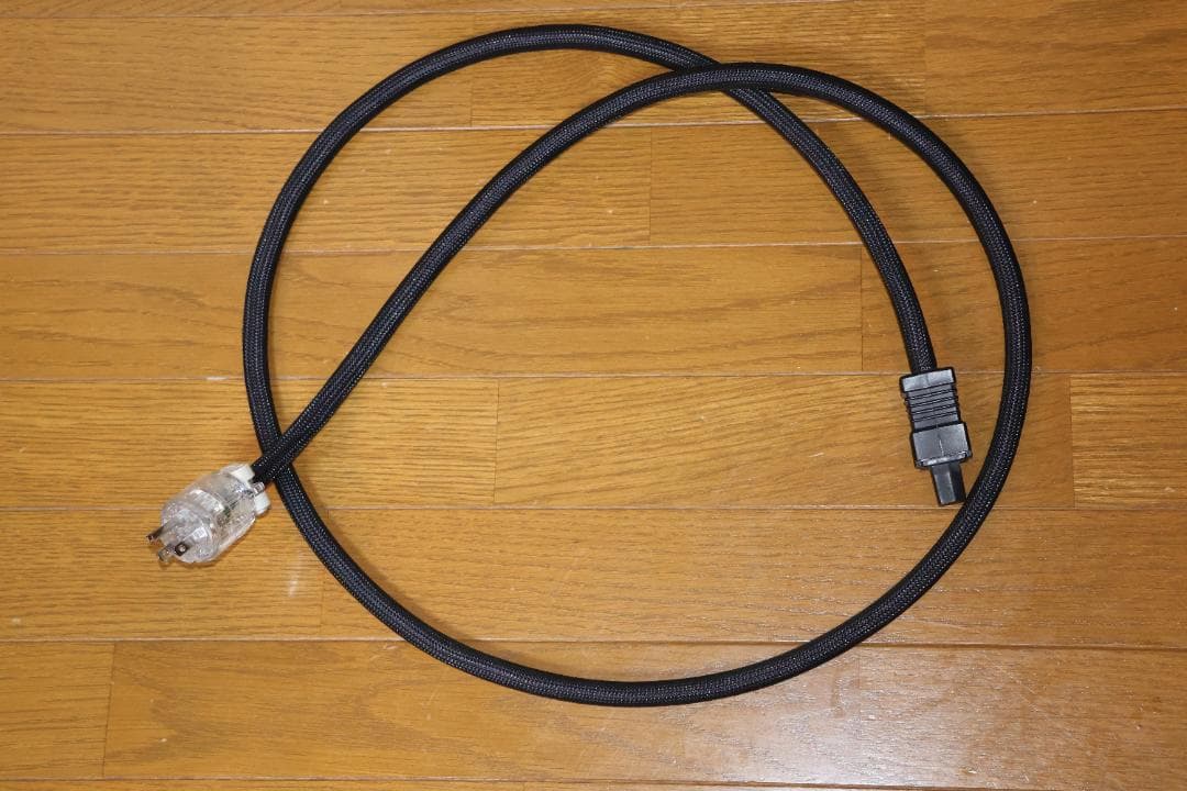 ACOUSTIC REVIVE POWER STANDARD 電源ケーブル　2m