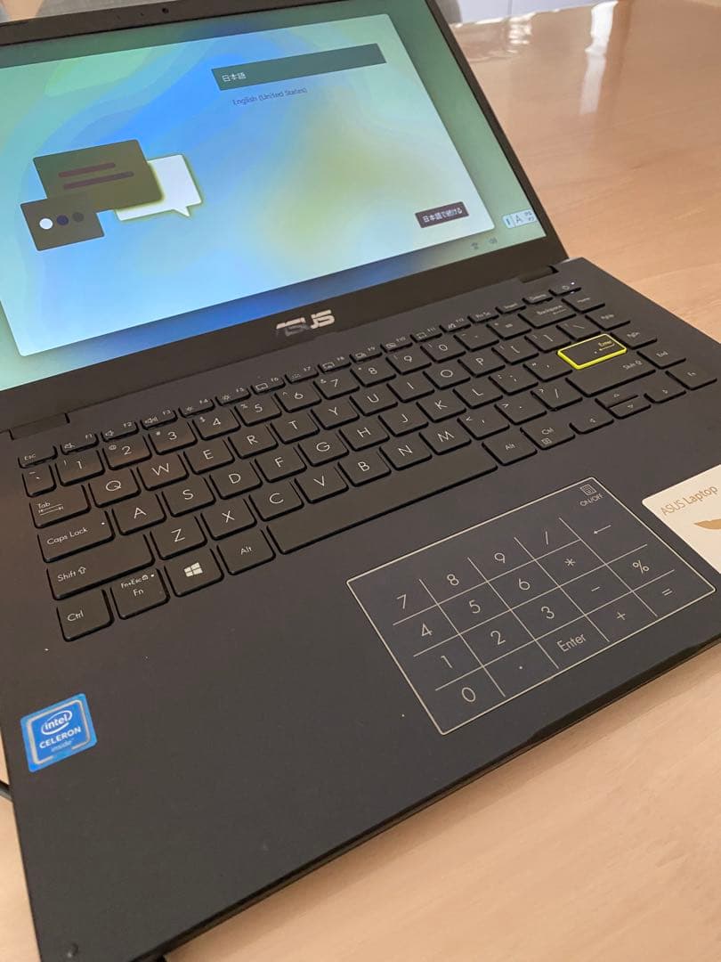 ASUS 14インチ Windows11ノートパソコン