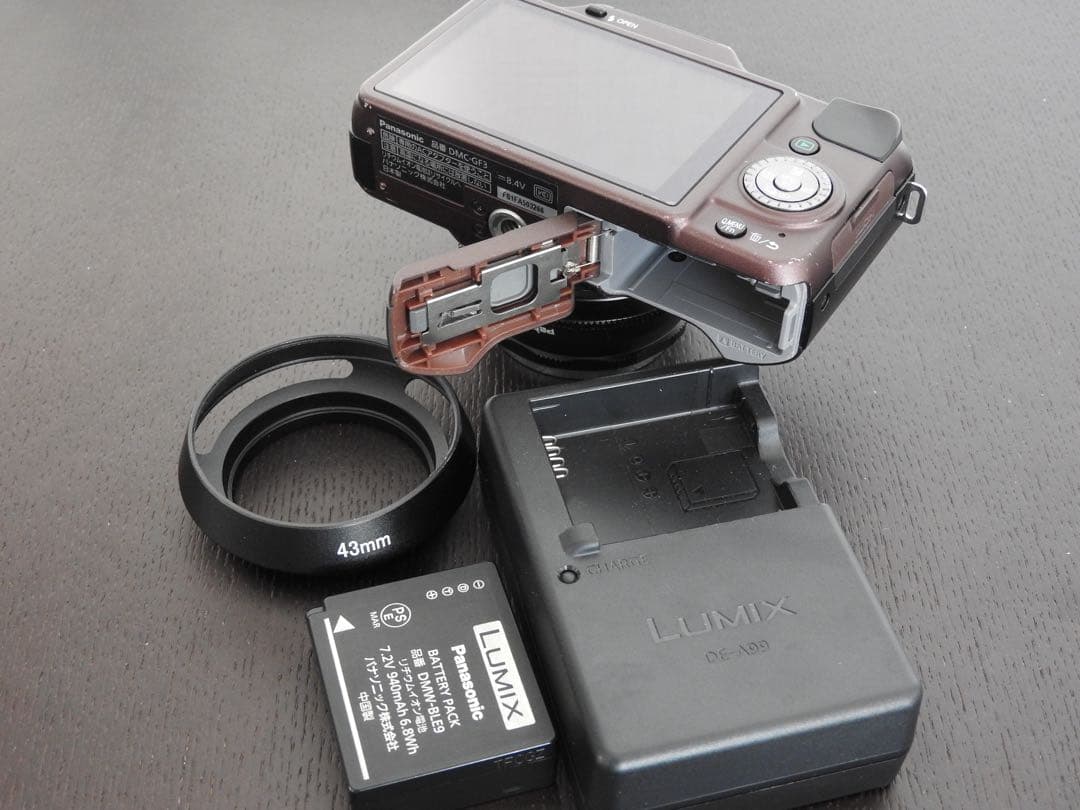 LUMIX GF3 ミラーレスカメラ 25mm f1.8 単焦点 PERGEAR