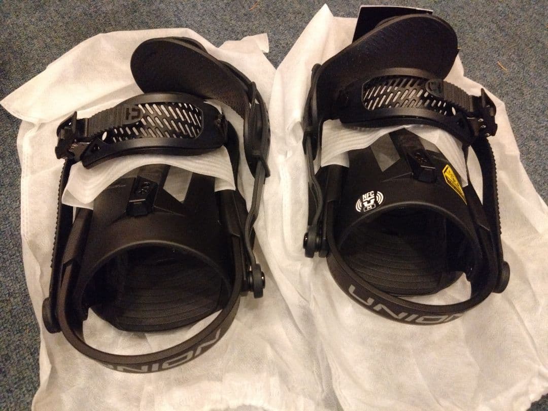 最新★新品未使用★国内正規UNIONユニオンFALCORサイズM保証書完備