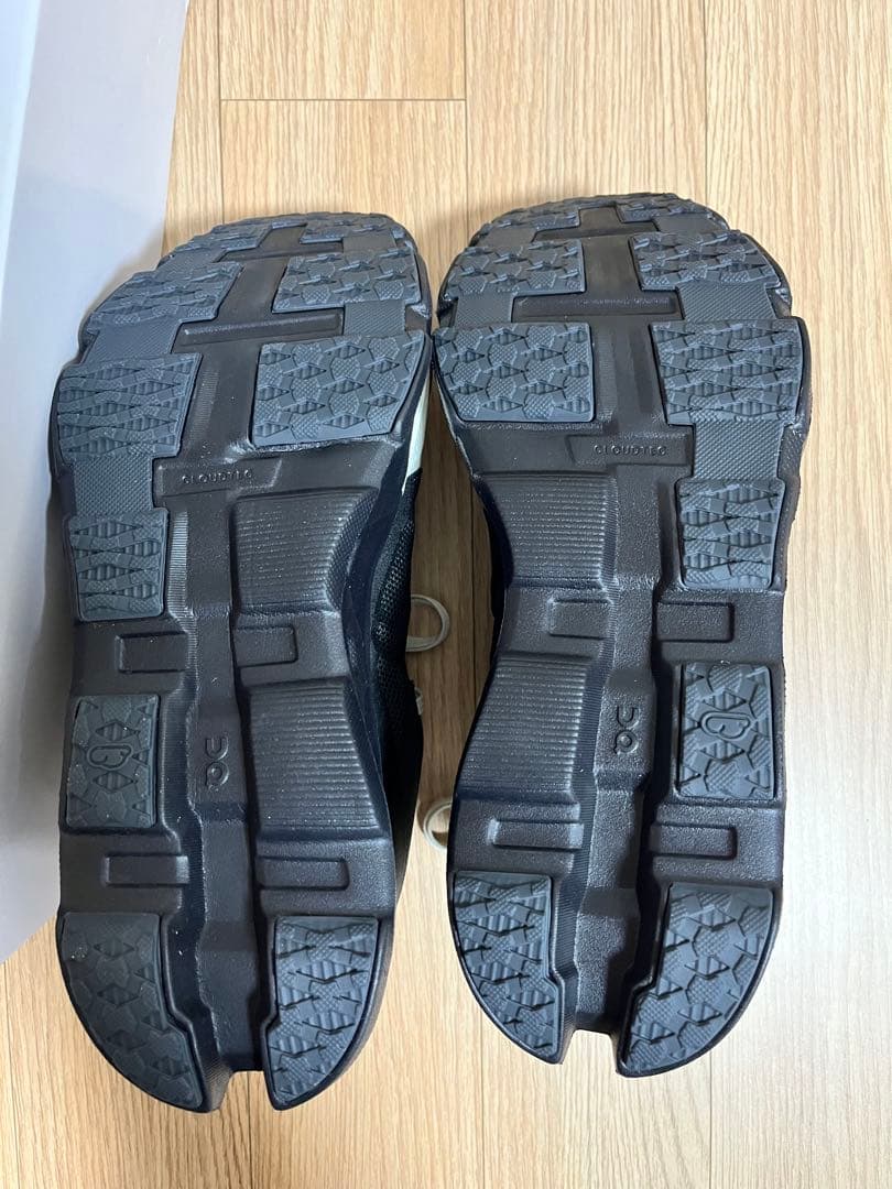 man 26.5cm PAF × On Cloudmonster Hyper