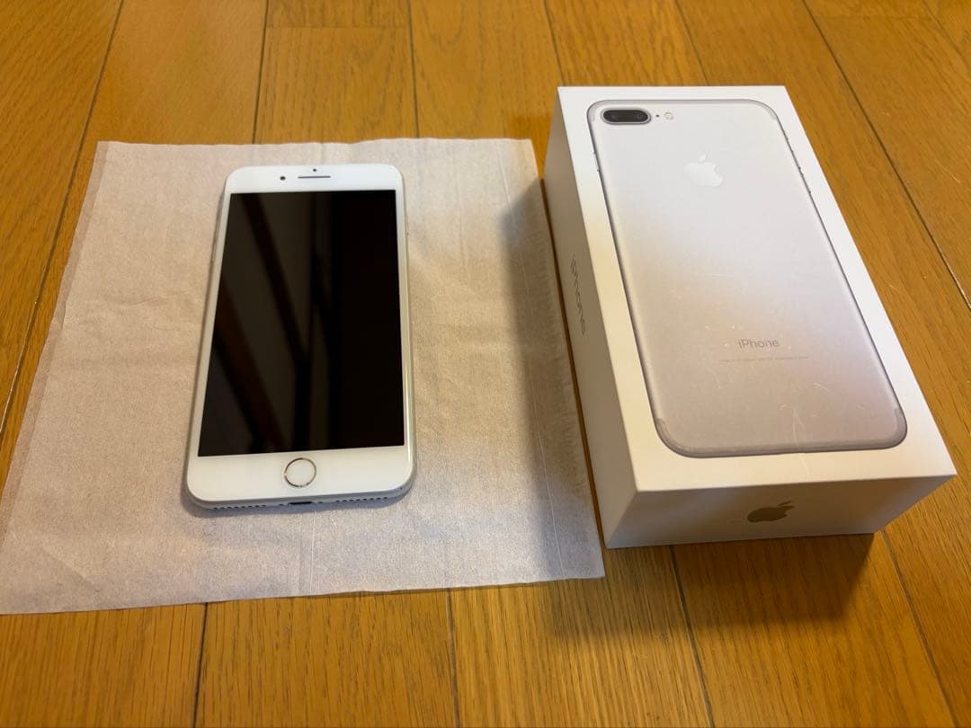 Apple iPhone 7 Plus 128GB シルバー