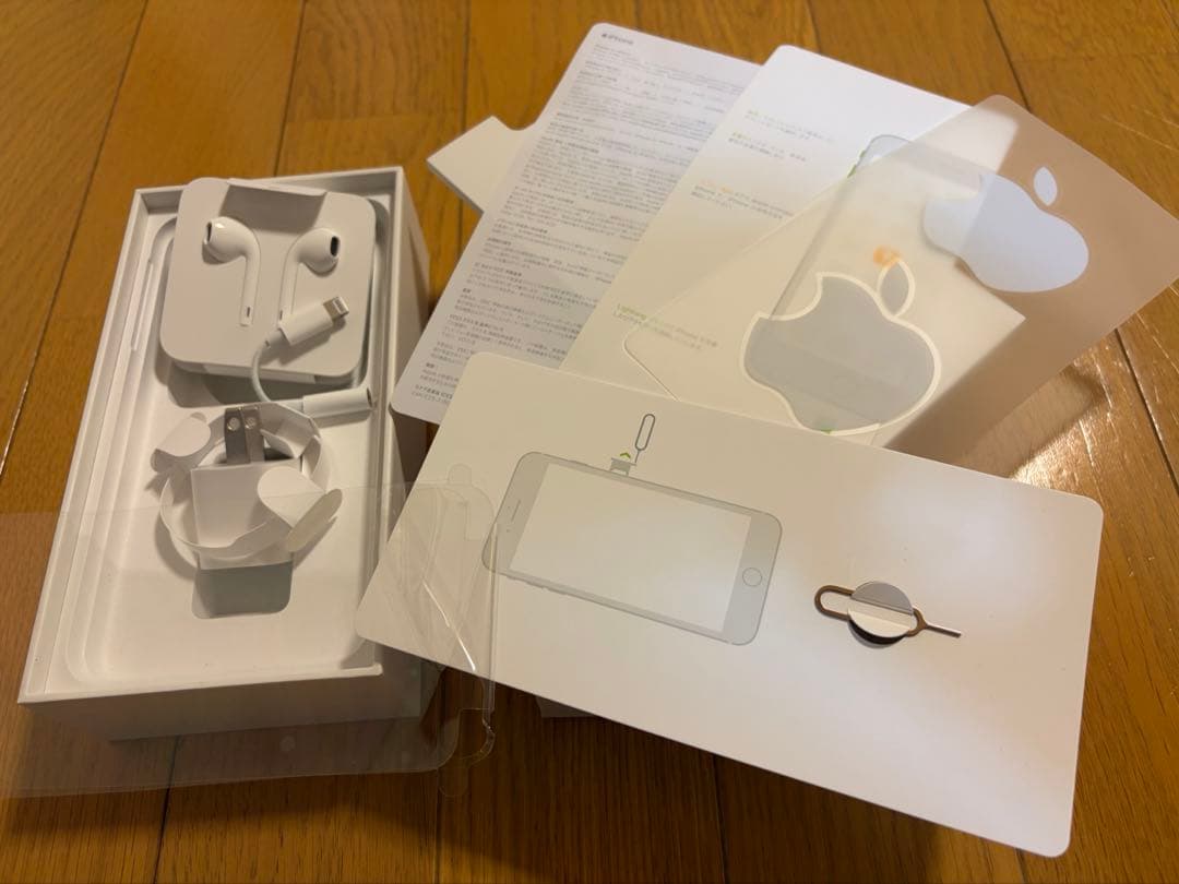 Apple iPhone 7 Plus 128GB シルバー