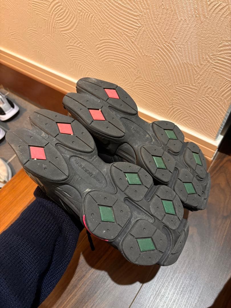 Mowalola × New Balance 9060 25.5