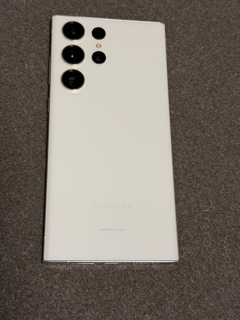 Samsung Galaxy S23 Ultra クリーム 本体