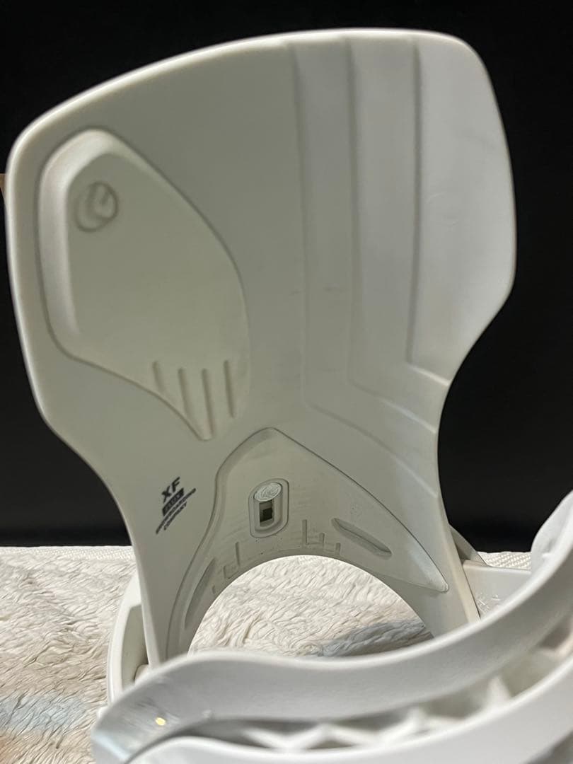 25-26 FLUX フラックス XF Mサイズ　ホワイト