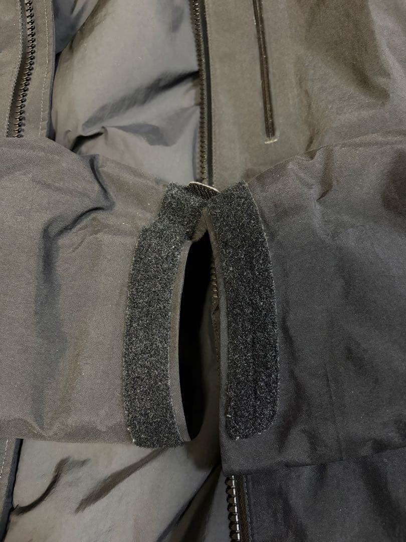 アークテリクス　ベータインサレーテッドジャケット