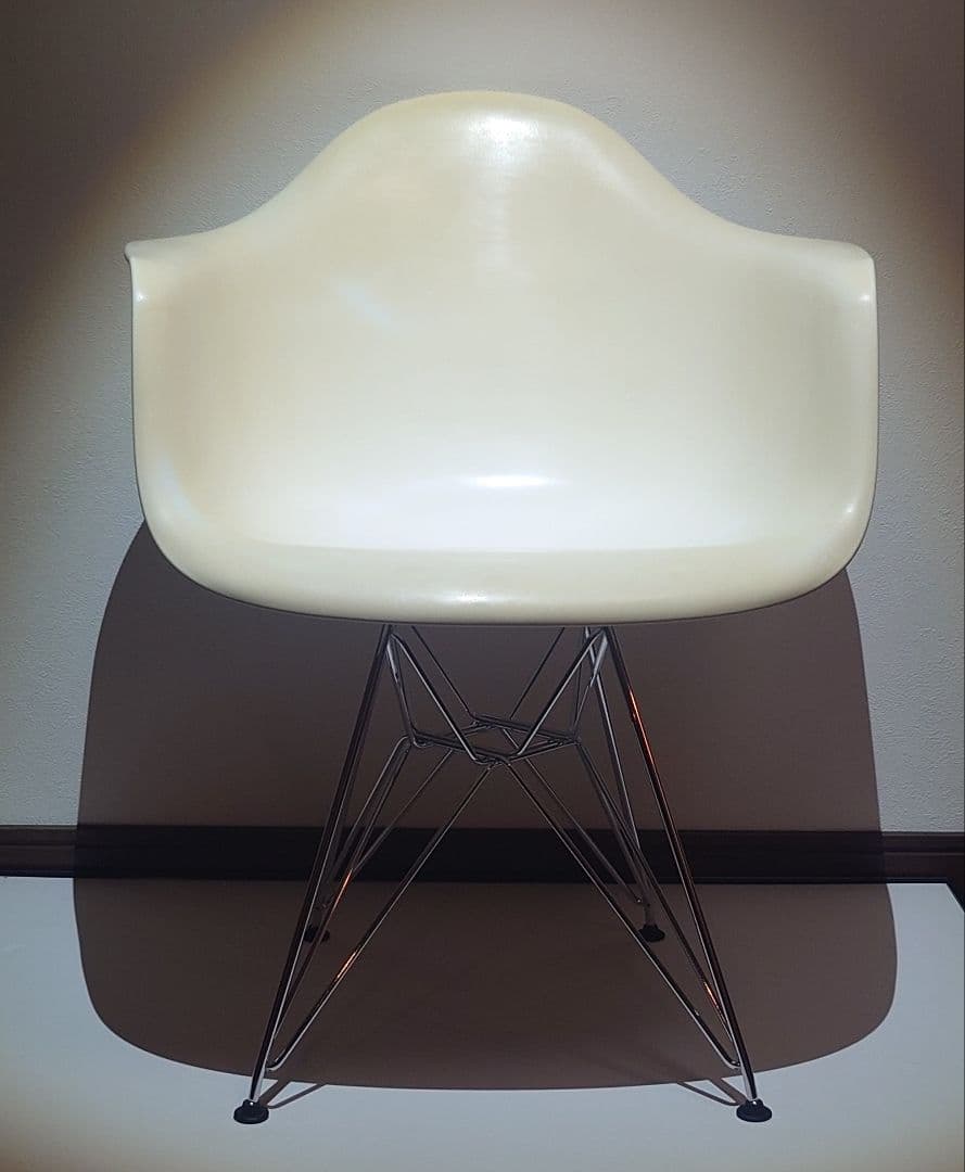つ*1様 【極美品】ハーマンミラー ヴィトラ イームズ アームシェルチェア