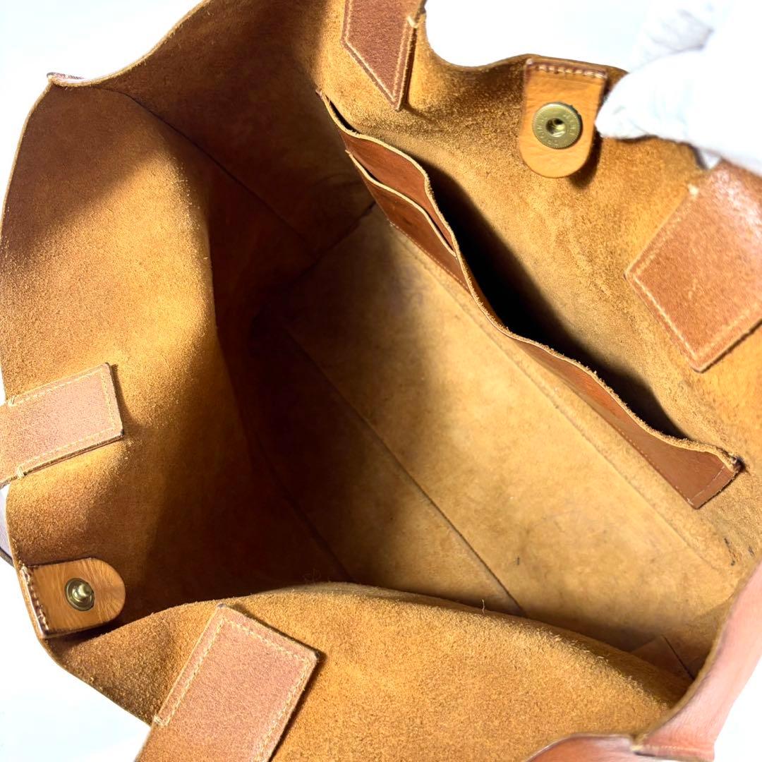 ✨希少 美品✨イルビゾンテ トートバッグ A4可 レザー ヤキヌメ ブラウン 茶