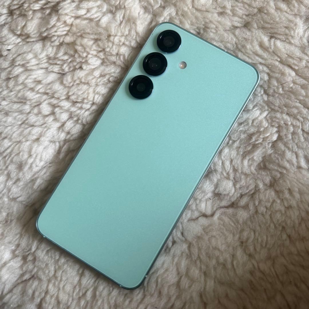 美品　GALAXY s25 国内版　おサイフケータイ