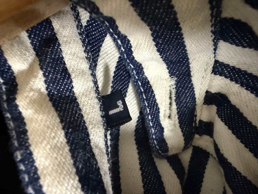 TIGRE BROCANTE ヒッコリーストライプスタンドカラー長袖シャツ