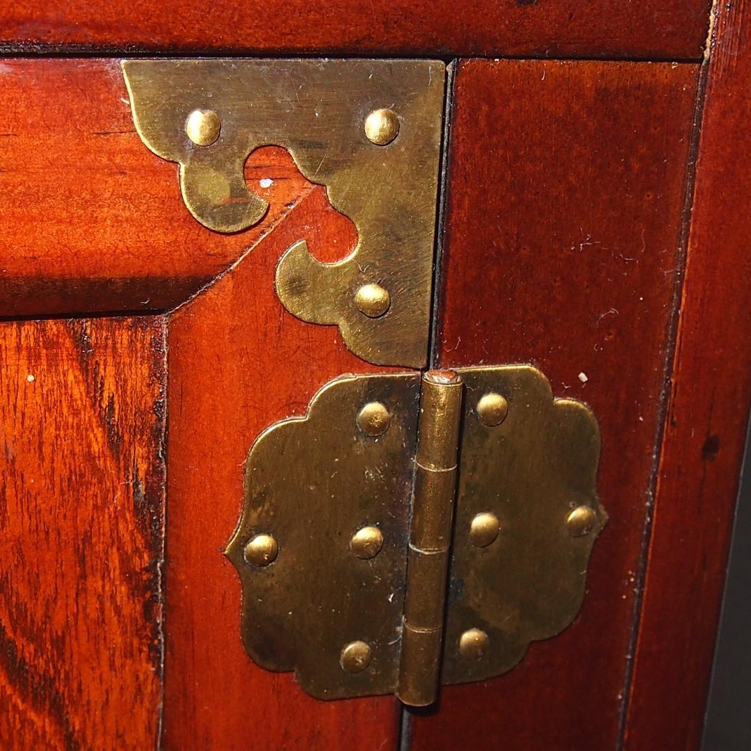 【良品】李朝家具 薬箪笥 隠し収納付き チェスト/小物入れ 蝶番金具 インテリア