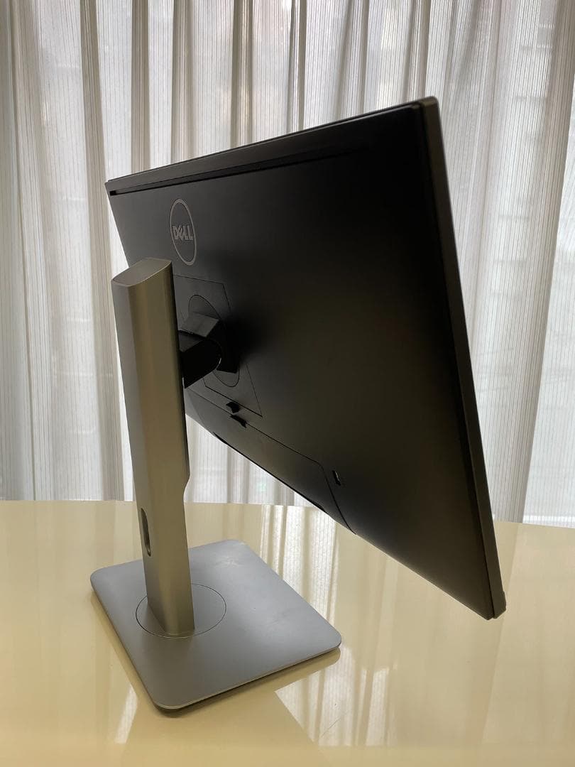 DELL 23.8インチモニター　U2414H