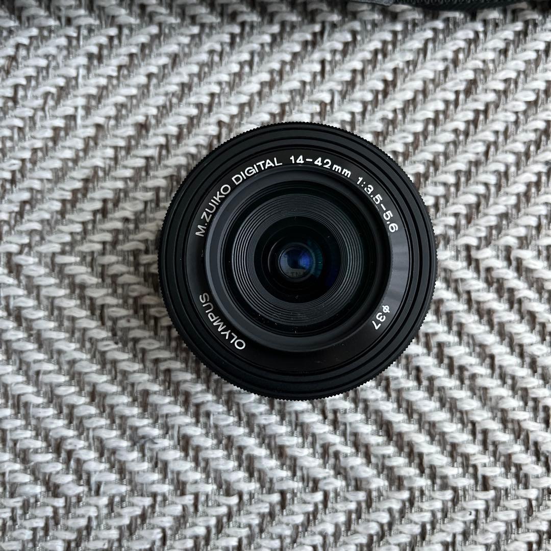 【期間限定】OLYMPUS OM-D E-M10 Mark II ブラック