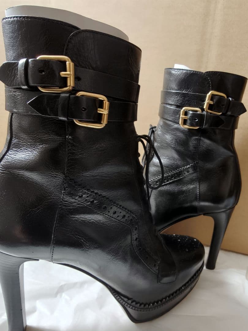 BURBERRY ハイヒール ミドルブーツ ウィングチップ 美品