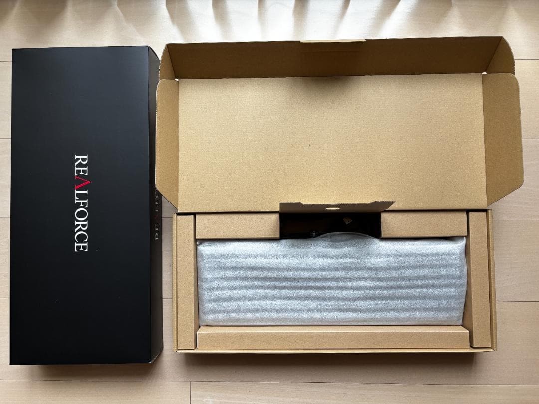 【美品 - 4ヶ月使用】REALFORCE R3SA12