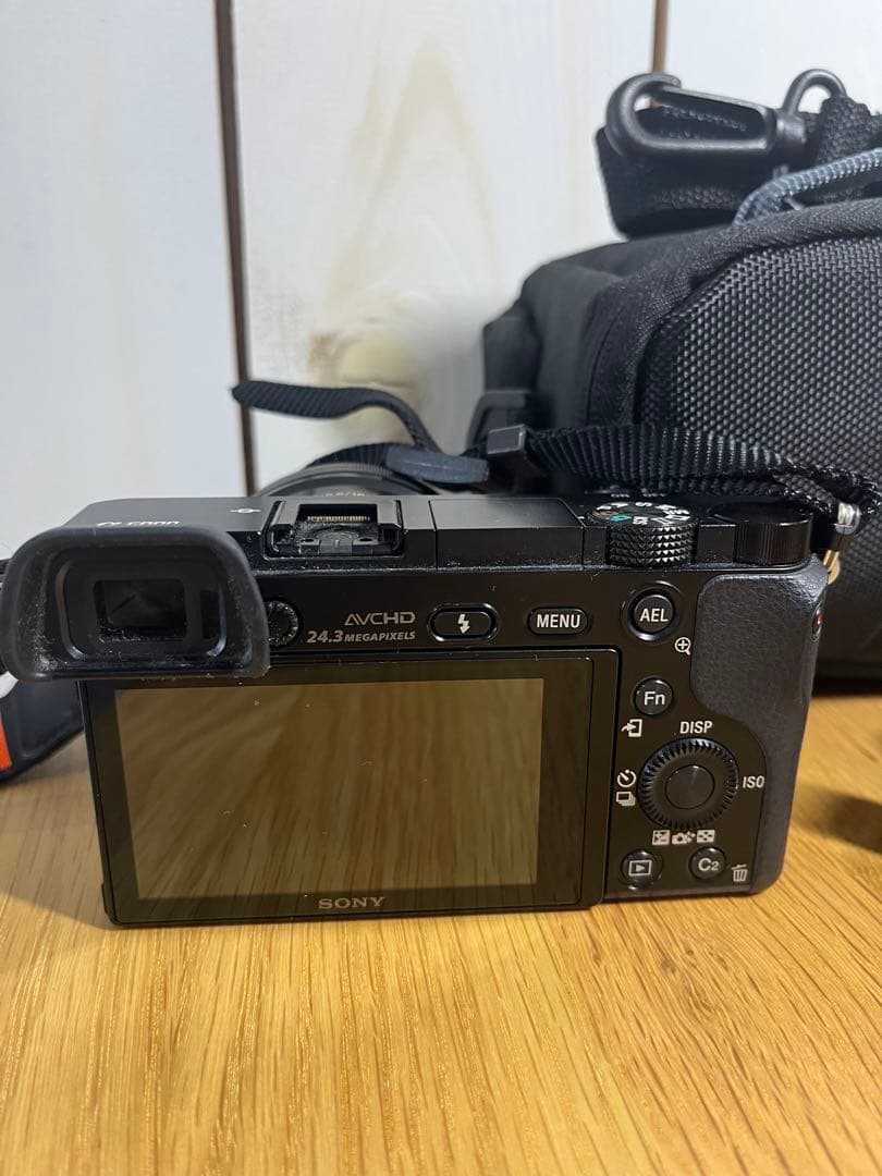 【美品】SONY αシリーズ デジタルカメラ バッテリー付きWi-Fi