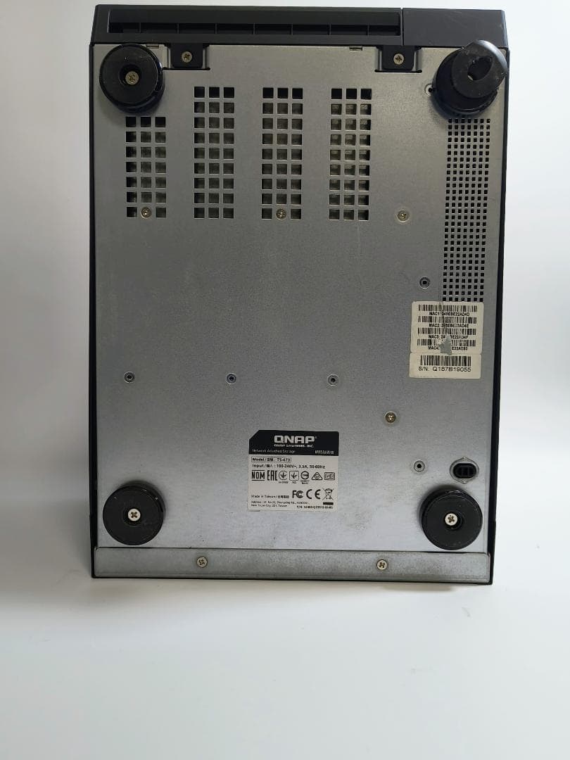 QNAP NAS TS-473 4ベイ　メモリ42GB
